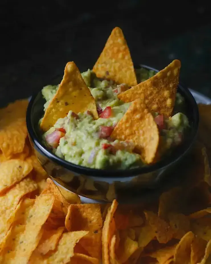 Picture of Nachos and guacamole